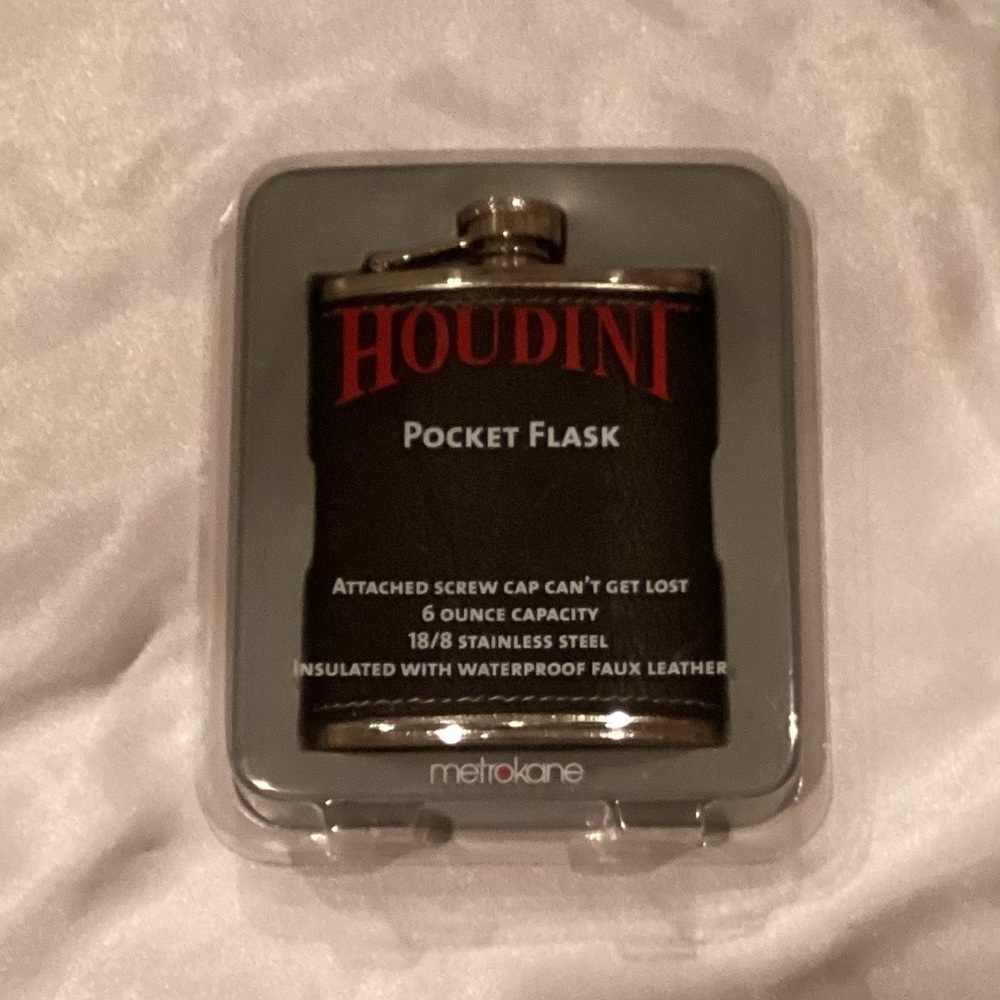 NIB Metrokane Houdini Pocket Flask Stainless Steel 6oz. Waterproof Faux Leather